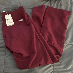 FIGS Livingston basic scrub pants NEW WITH TAGS